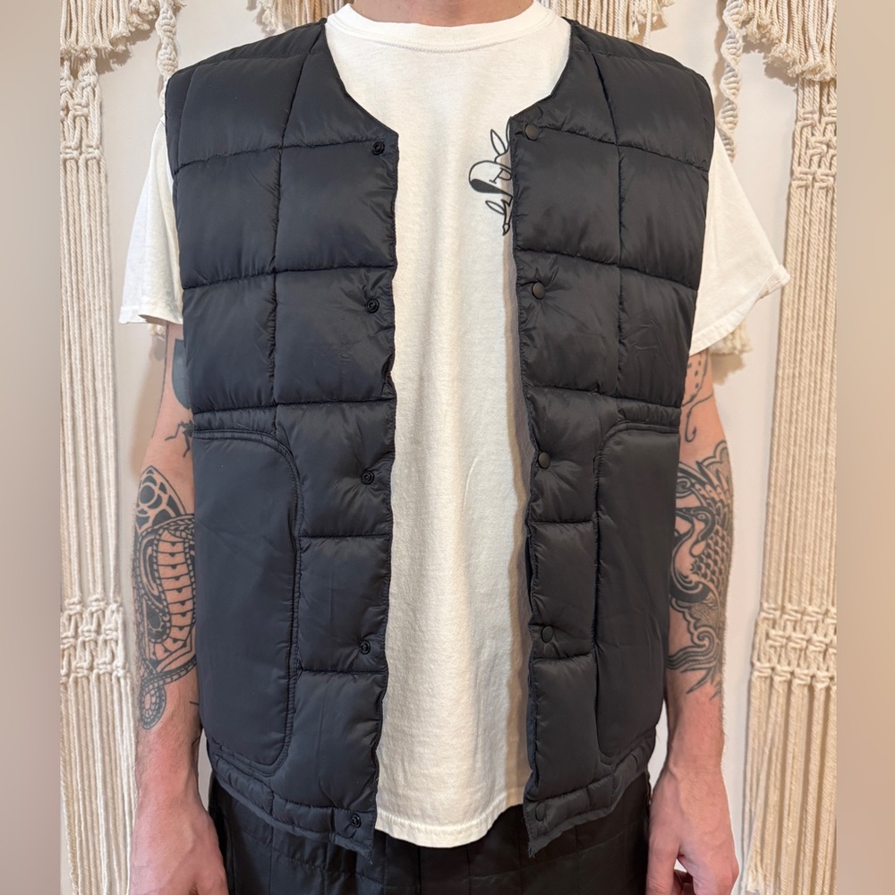 Aero Vest - Frank and Oak - quilted puffer. Size L. Made from Recycled materials